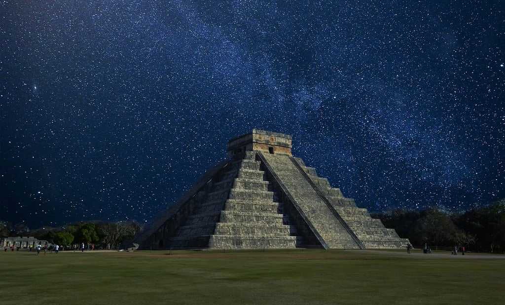 chichen-itza-mexico-pyramid